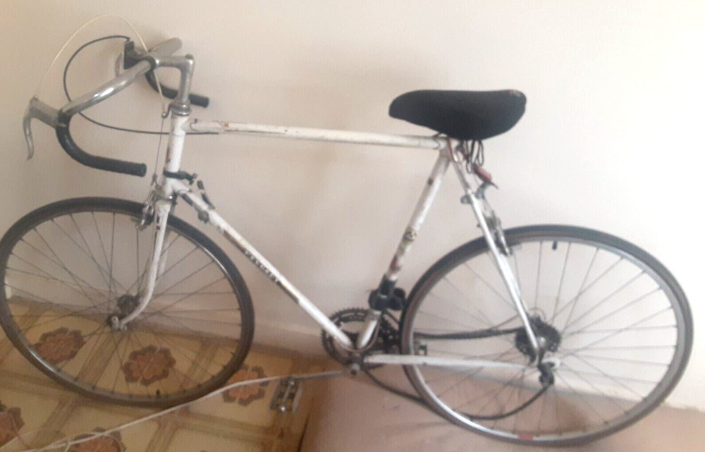 Peugeot, (old 70s, 80s era fixer-Upper)