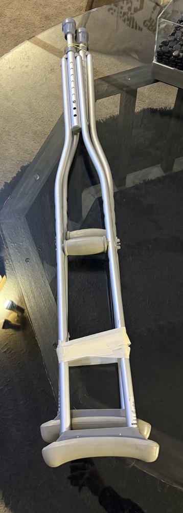 Adjustable Aluminum Crutches with Padded Armrests