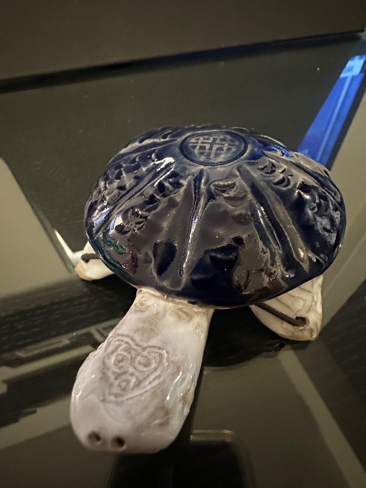 Large Etched Glazed Blue & White Ceramic Pottery Turtle Statue Figure