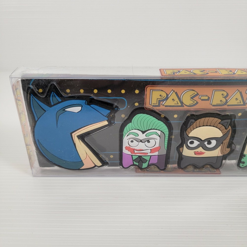 EXCLUSIVE PAC-BAT Pac-Man Batman Magnet Set