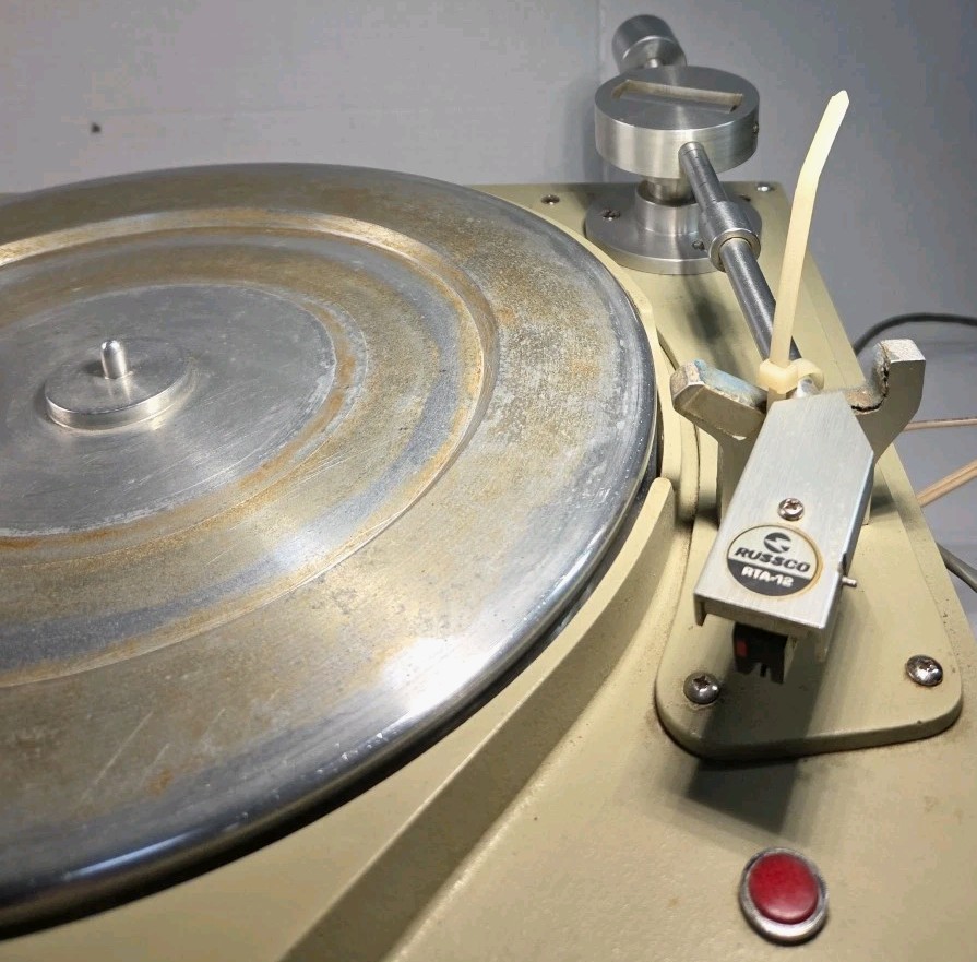 Russco Studio-Pro Model B Turntable 33 45 Professional Working