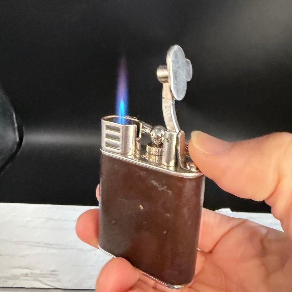 Working Dunhill unique hammer lighter bordeaux silver without box