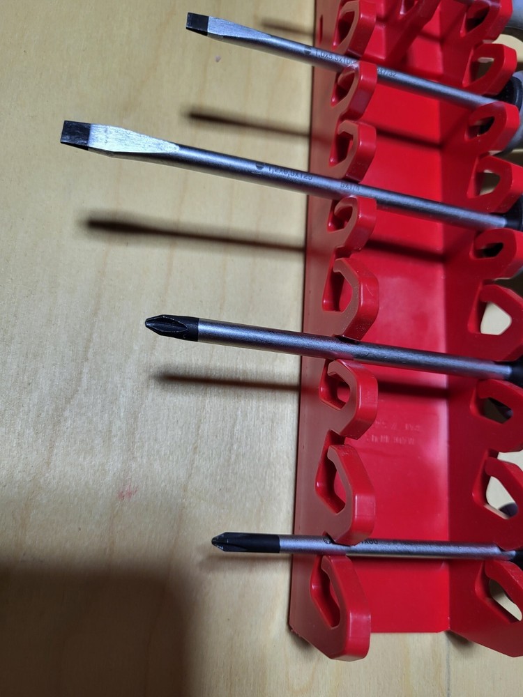 Witte Premium 5 Piece Maxxpro Flat & Phillips Screwdriver Set + bonus rack