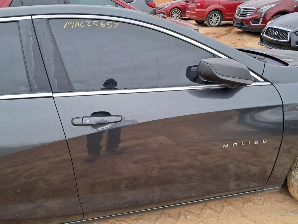 Driver Front Window Regulator Automatic Down Fits 16-25 MALIBU 4918277