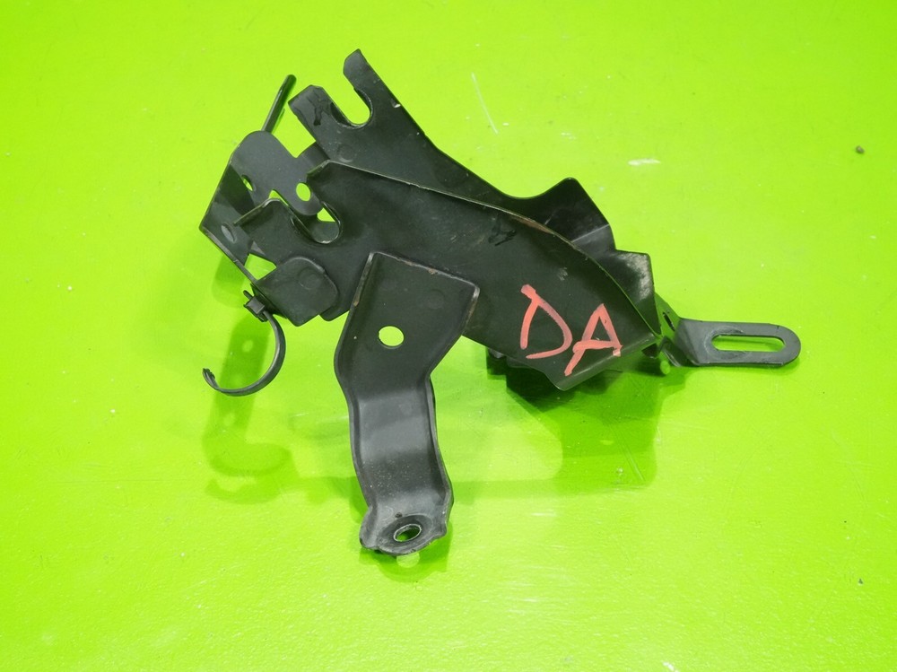 02-06 RSX OEM ABS pump modulator mount bracket support