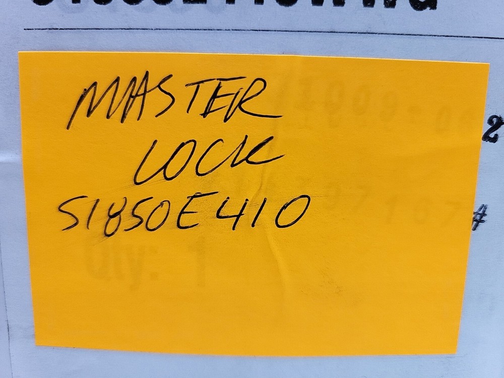Master Lock S1850E410 6-Lock Electrical Focus Lockout Station CASE CORNER DAMAGE