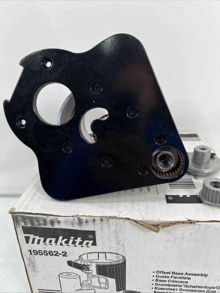 Makita 196093-4 Compact Router Offset Base