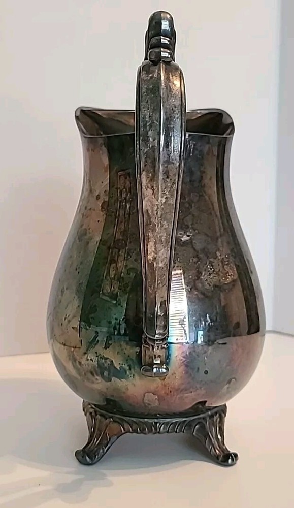 William Rogers Vintage Silver Plate Water Pitcher