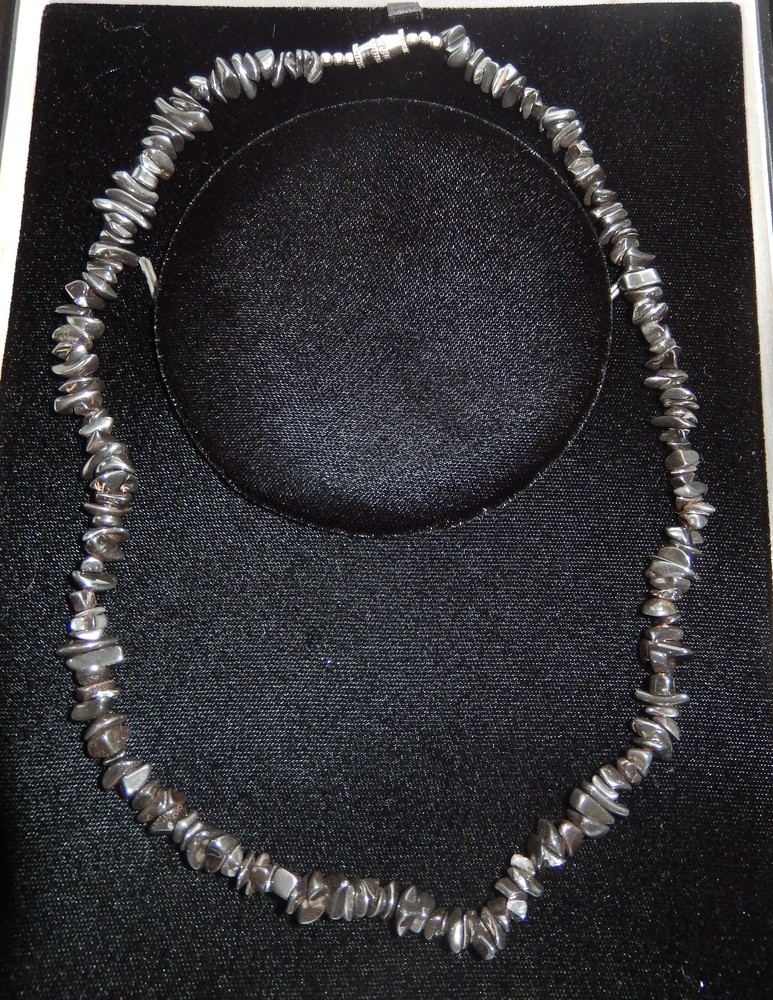 VINTAGE GREY BRANCH NECKLACE