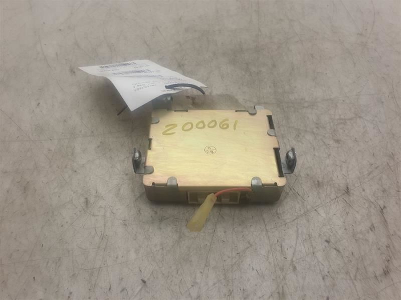 88-89 TOYOTA 4 RUNNER TRANSMISISON CONTROL MODULE CHASSIS ECM ASSEMBLY
