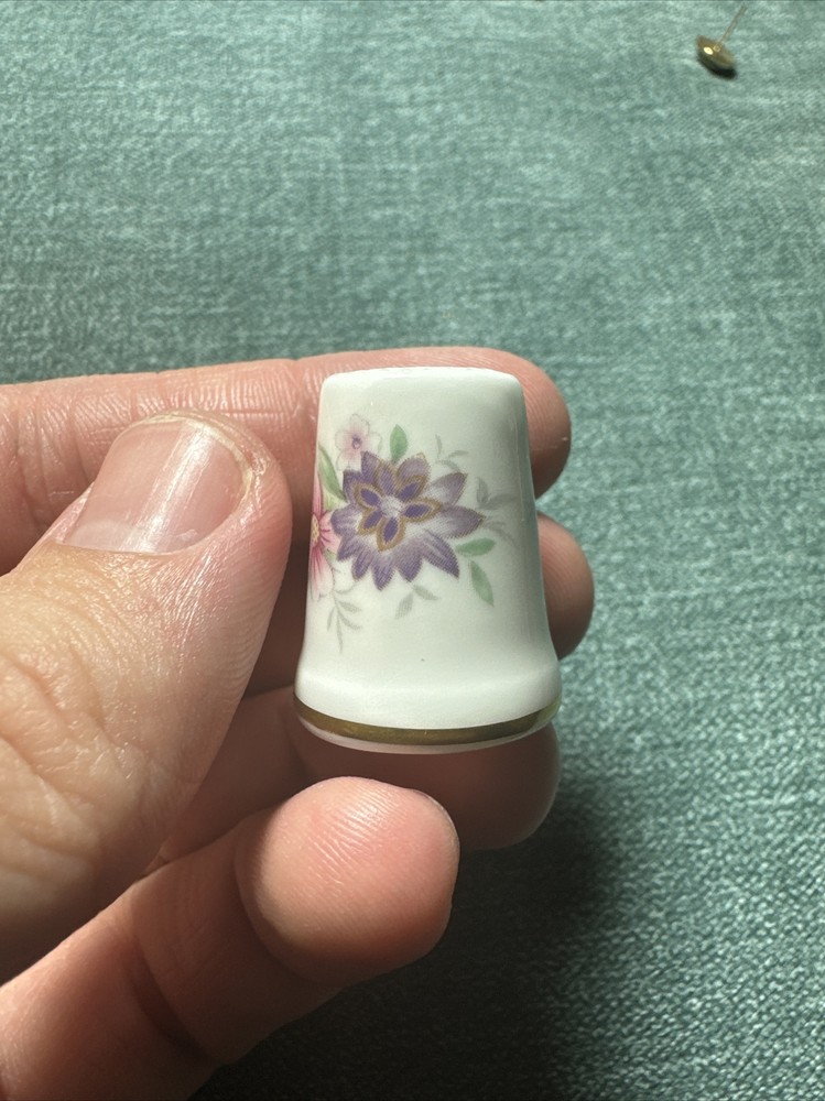 Vintage Bone China Thimble