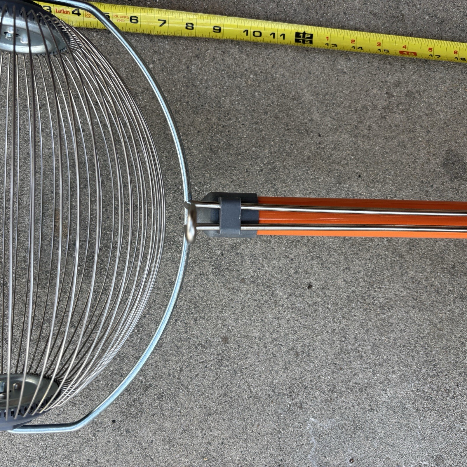 Nut Gatherer Pecan Acorn Golf Ball Harvester Garden Roller Picker