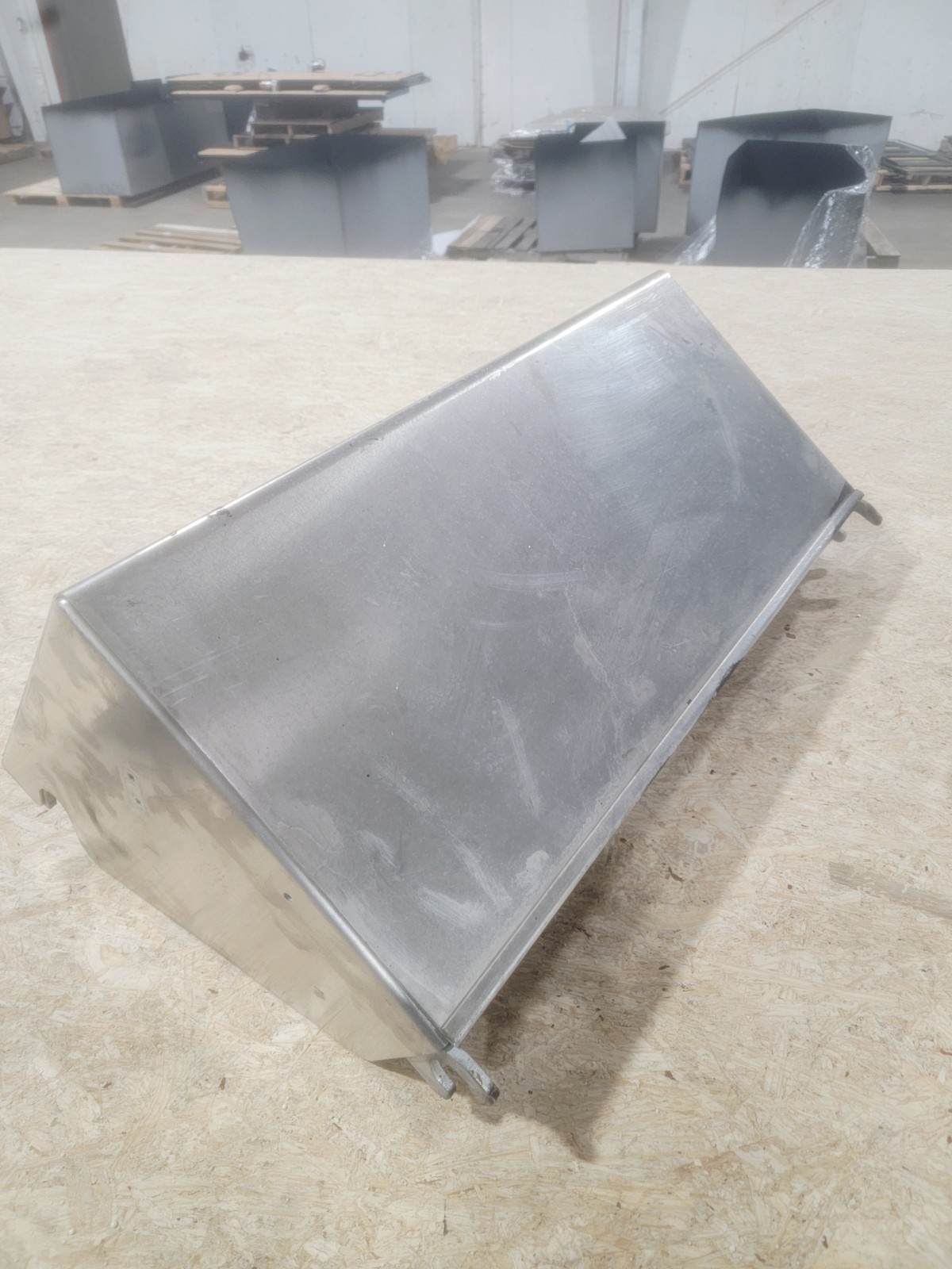 Freightliner Cascadia A06-69517-000 4 Battery New Takeoff