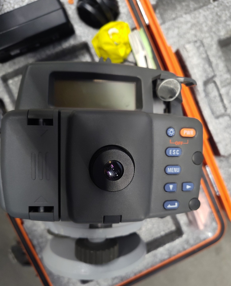 Sokkia SDL30 Power Digital Level