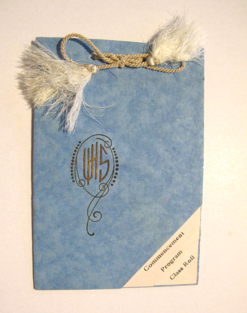 UNUSUAL 1919 POCKET PROGRAM. UNION HIGH SCHOOL GRADUATION. FIVE STUDENTS