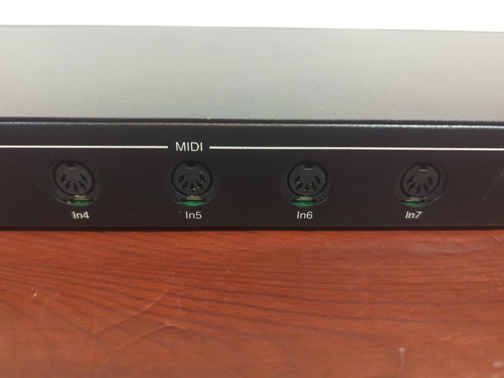 Midi Solutions M8 MIDI Merger interface 8 Inputs