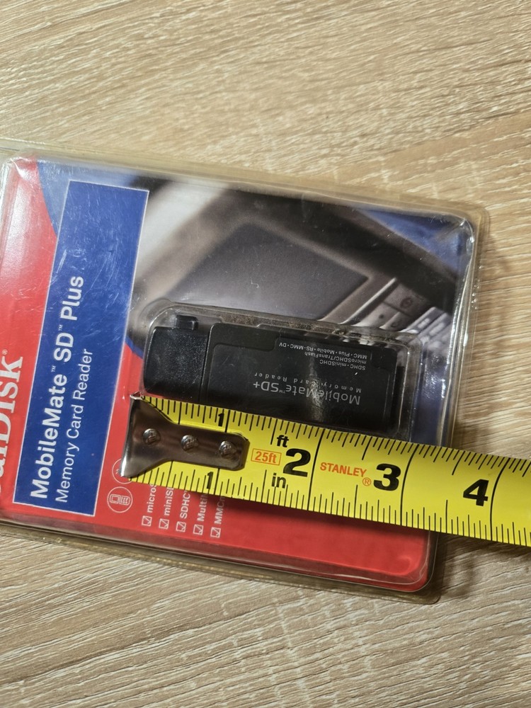 SanDisk MobileMate SD Plus Memory Card Reader (SDDR-104-A11M)