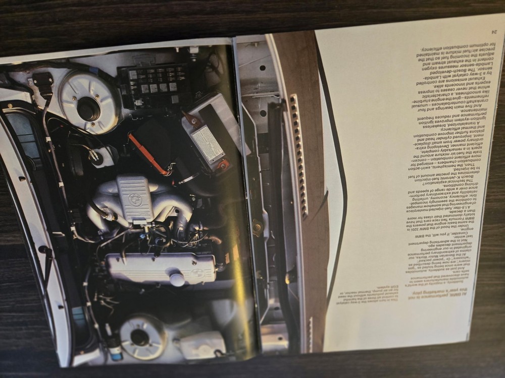 1982 BMW 320i 46pg Catalog Sales Brochure Original E1