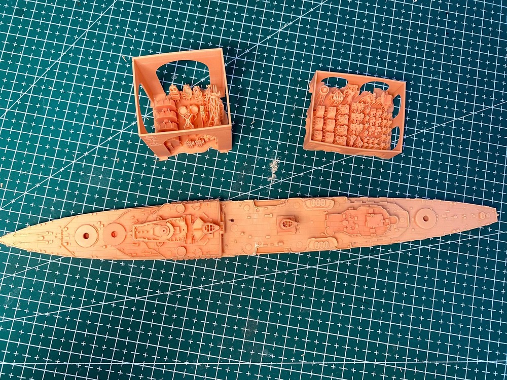 3D Printed 1/700 British Uganda Cruiser Unpainted Model Kit NEW