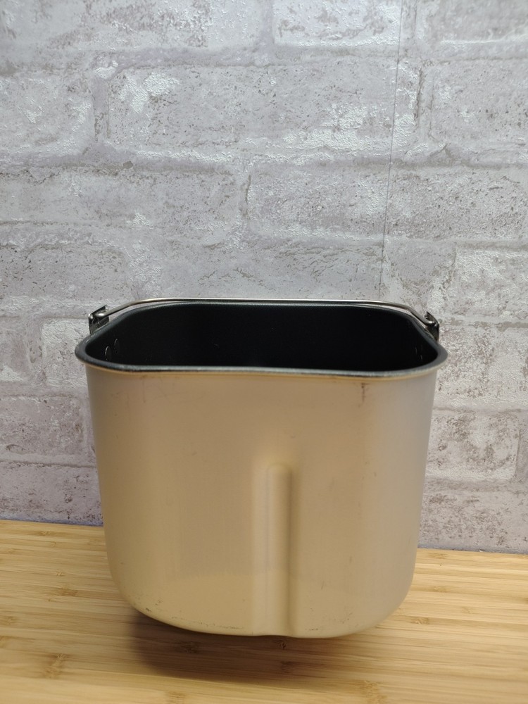 Sunbeam Bread Maker Model 5891 Replacement Pan And Paddle Only