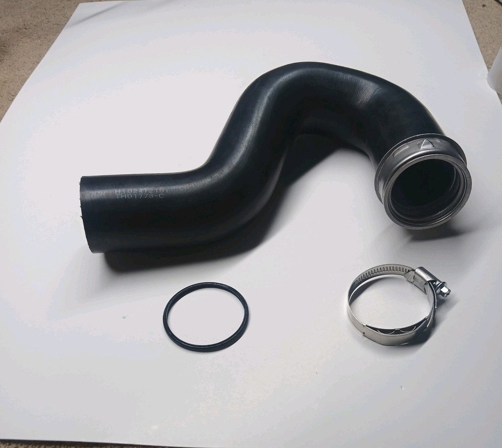 Hot Side Turbocharger Intercooler Hose Compatible with Dodge Sprinter
