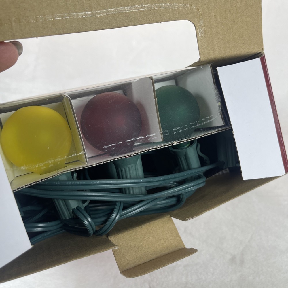 Sylvania 25 G40 Globe String Lights Satin Multi Green Wire