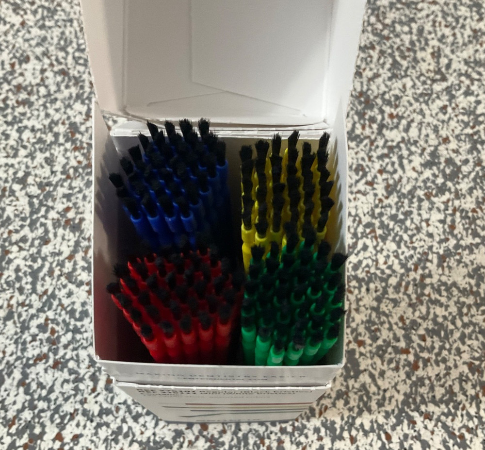 Centrix Benda Brush Mini Disposable Bendable Applicator Brushes Open Box