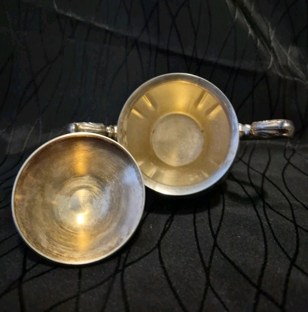 F.B. Rogers Silver Co. silverplate lidded sugar bowl with the "Tulip" pattern. 