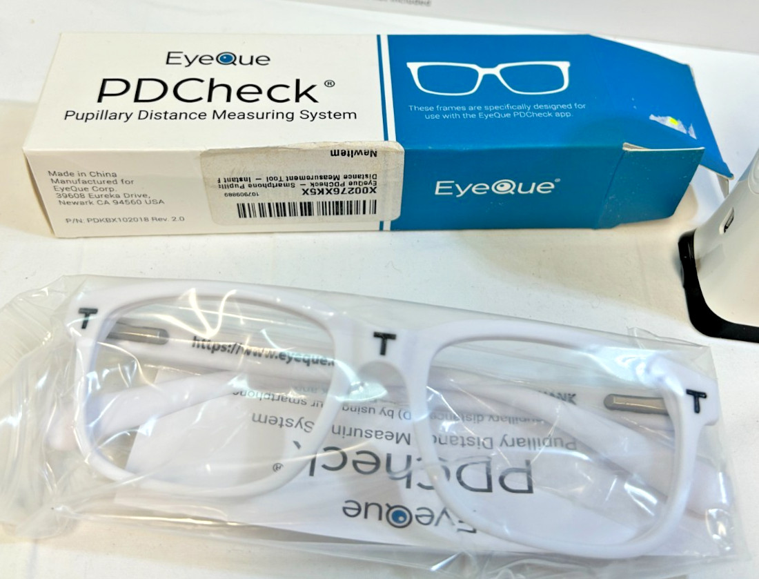 EyeQue Vision Check Ophthalmic Refractometer