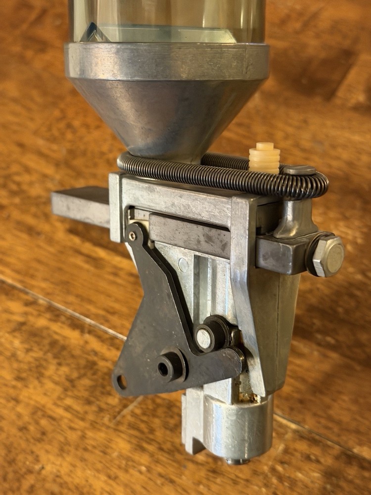 Dillon Powder System - Square Deal B (20001)