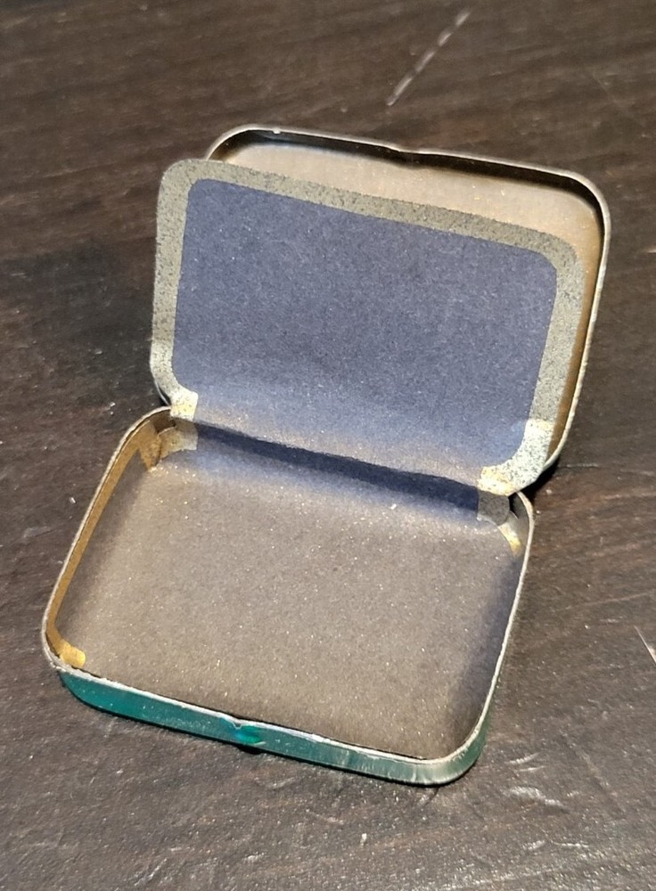 Gramophone phonograph needle Tin Pegasus German Empty