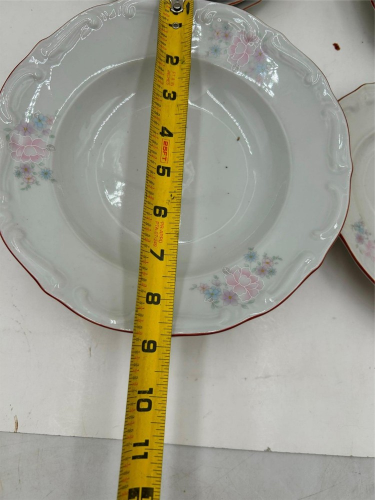 17 PCS FLORAL DISH SET - PLATES, BOWLS, PLATTER **READ**