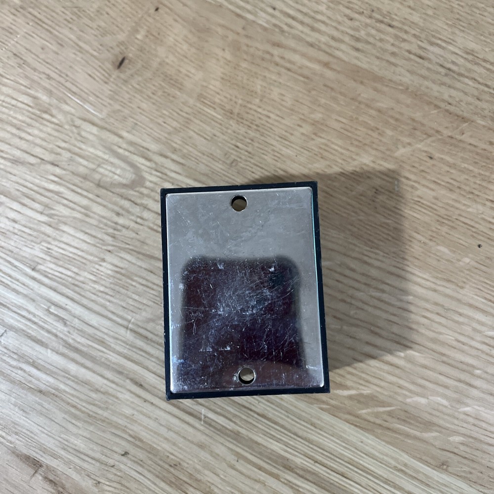Idec RABN-220ZL Solid State Relay, Input: 5-30VDC, Load Rating: 200VAC 20A