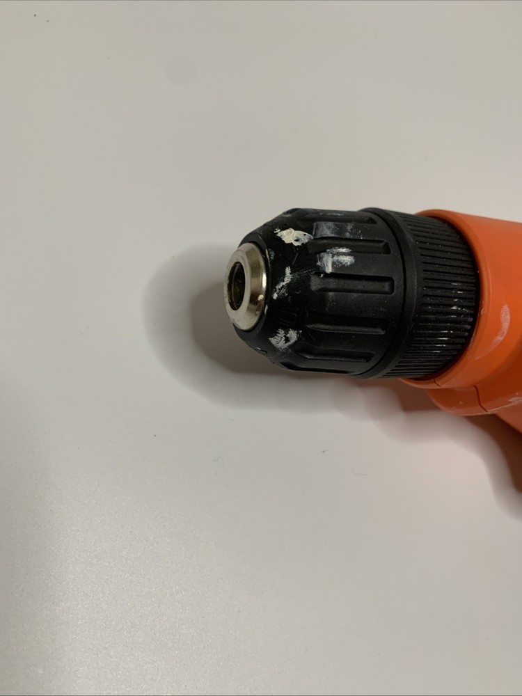 Black & Decker DR260 5.2 Amp 3/8 in Corded Drill Variable Speed Reversible AP40