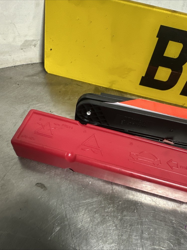 Genuine BMW 6770487 Warning Triangle