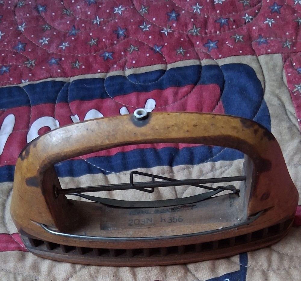 2 vintage weaving loom shuttles