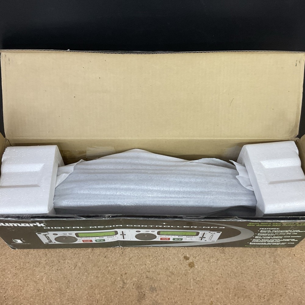 Numark DMC-1 Digital Media Controller