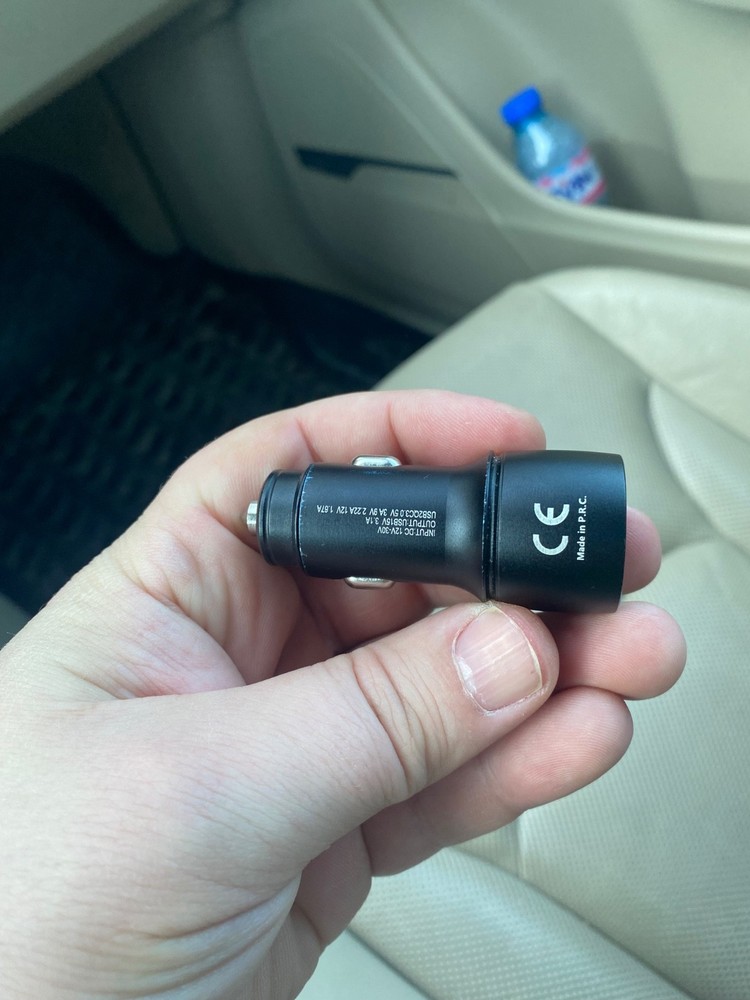 car charger with USB type C and USB normal