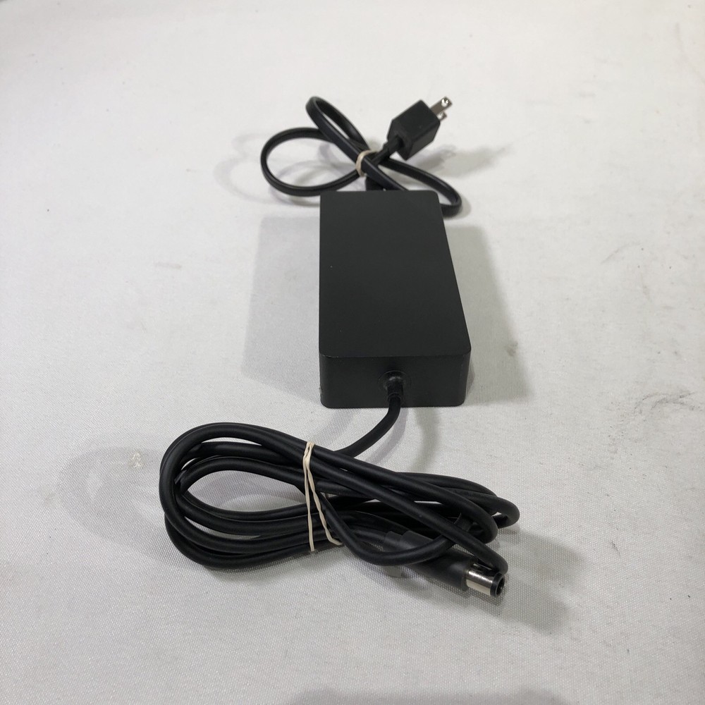 Microsoft Surface Dock Station Docking 1661 W/Box + AC Cable