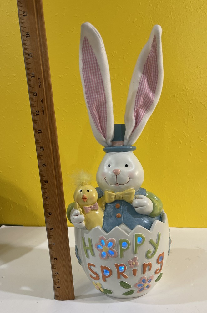 Cracker Barrel Light Up Bunny With Chick Color Changing Easter Decor