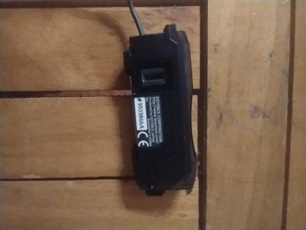 Keyence FS-N12P Fiber Optic Sensor Amplifier