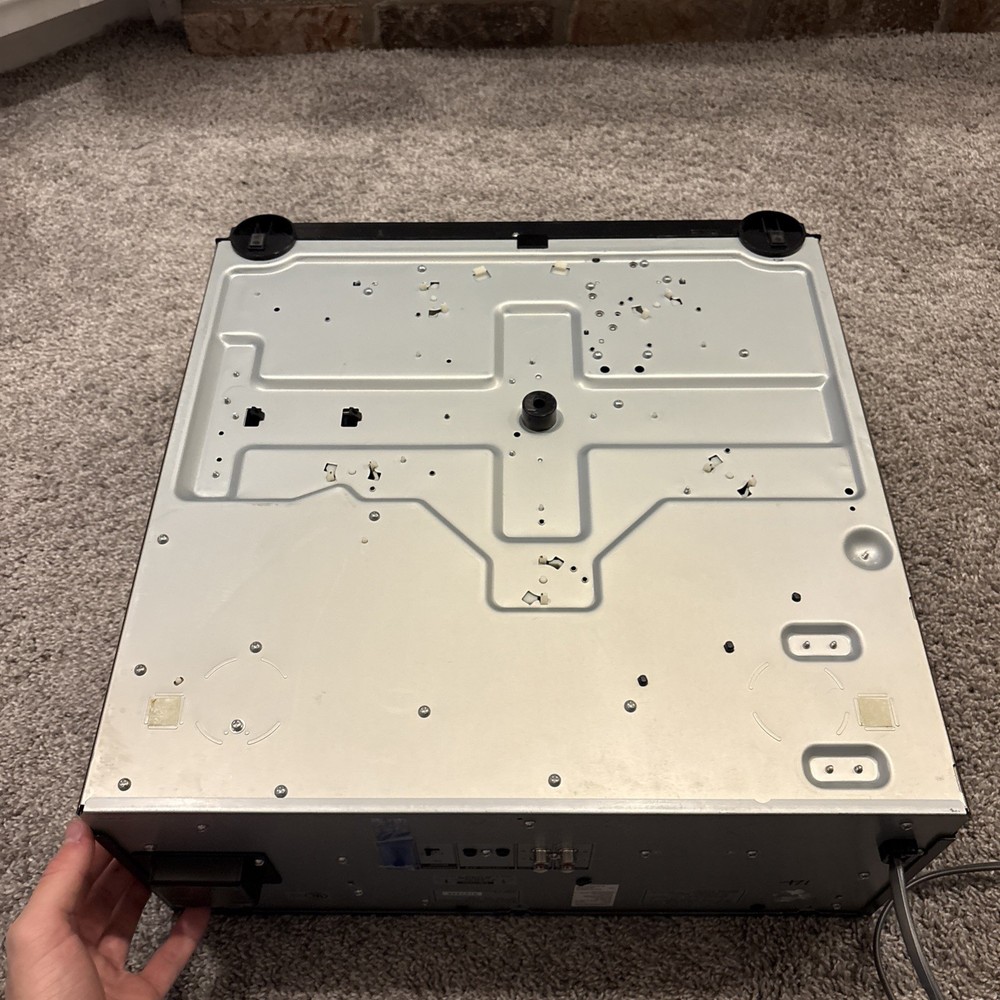 Sony CDP-CX355 300 Disc Mega Storage CD Changer Player Powers On “TABLE ERROR”