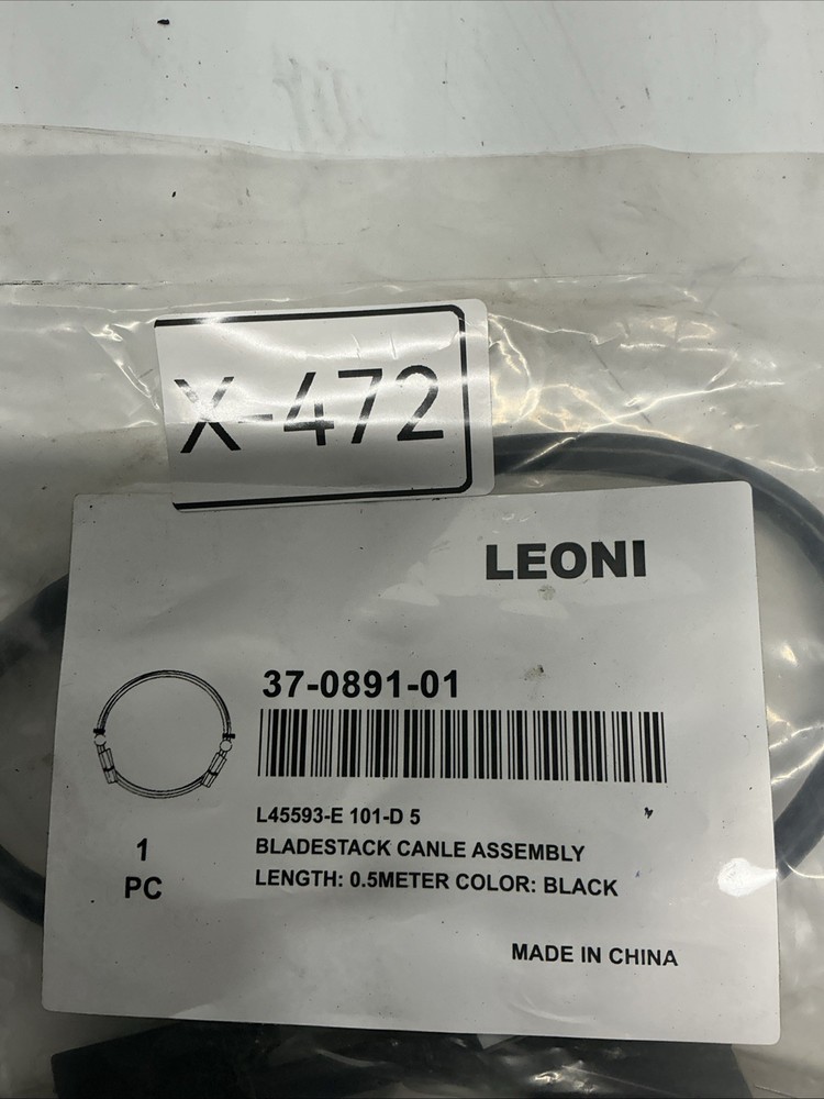LEONI 37-0891-01 Blade Switch Stacking Cable X-472