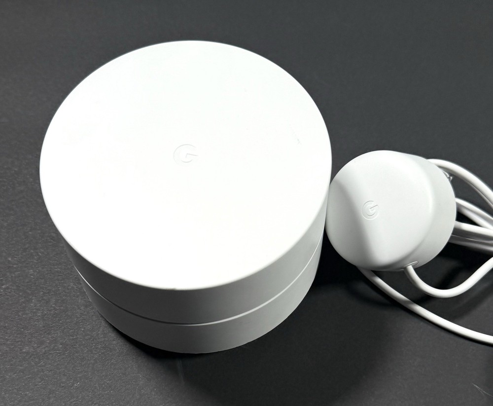 Google WiFi Mesh System Router & Extender Model: GJ2CQ - White (Single Unit)