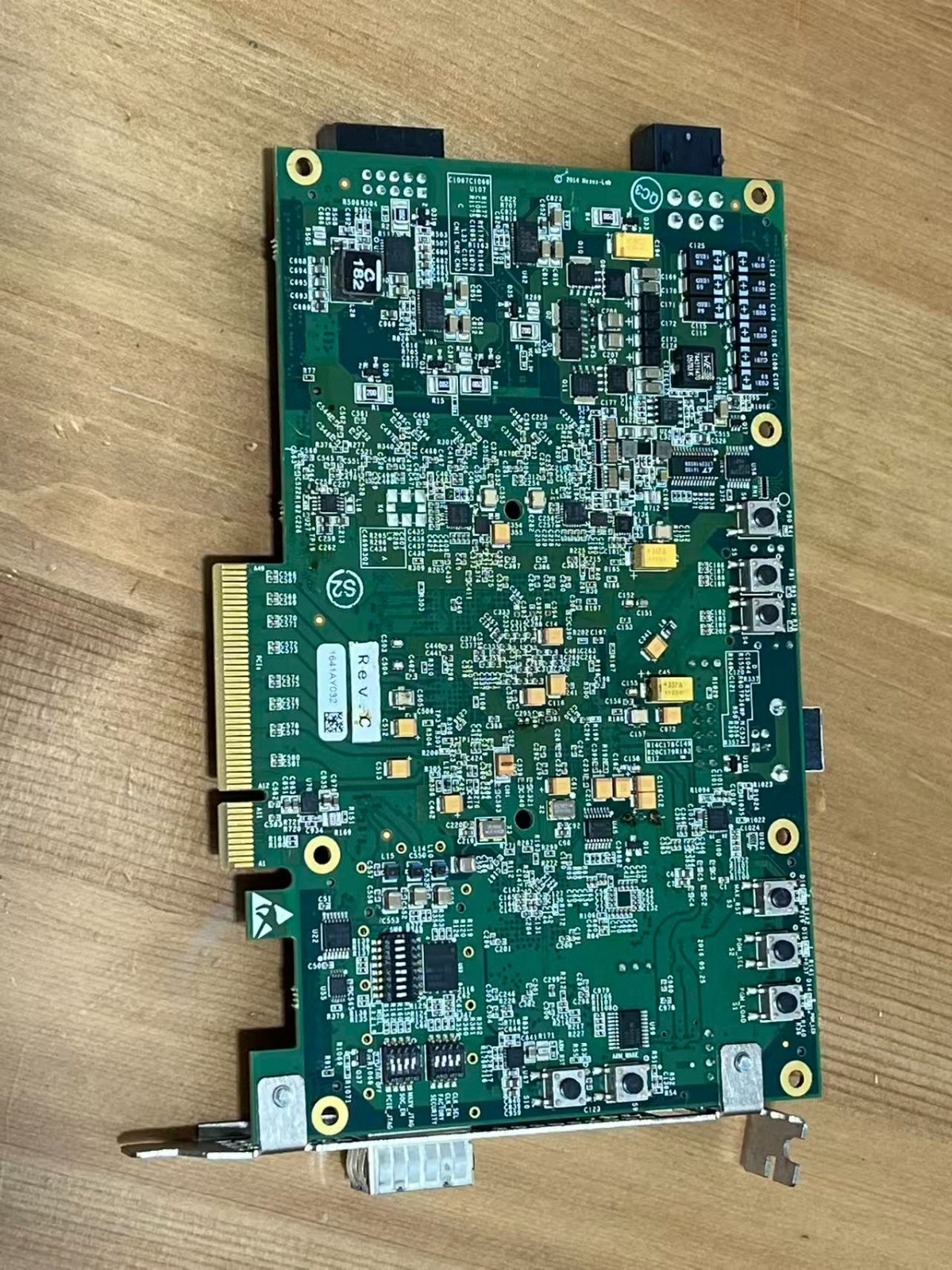 Altera Stratix V FPGA 5SGXEABK2H40C2N FPGA accelerator card,PCIe interface