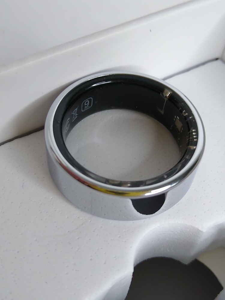 Smart Ring Health Tracker Silver Size 9 OPEN BOX With Charging Cable