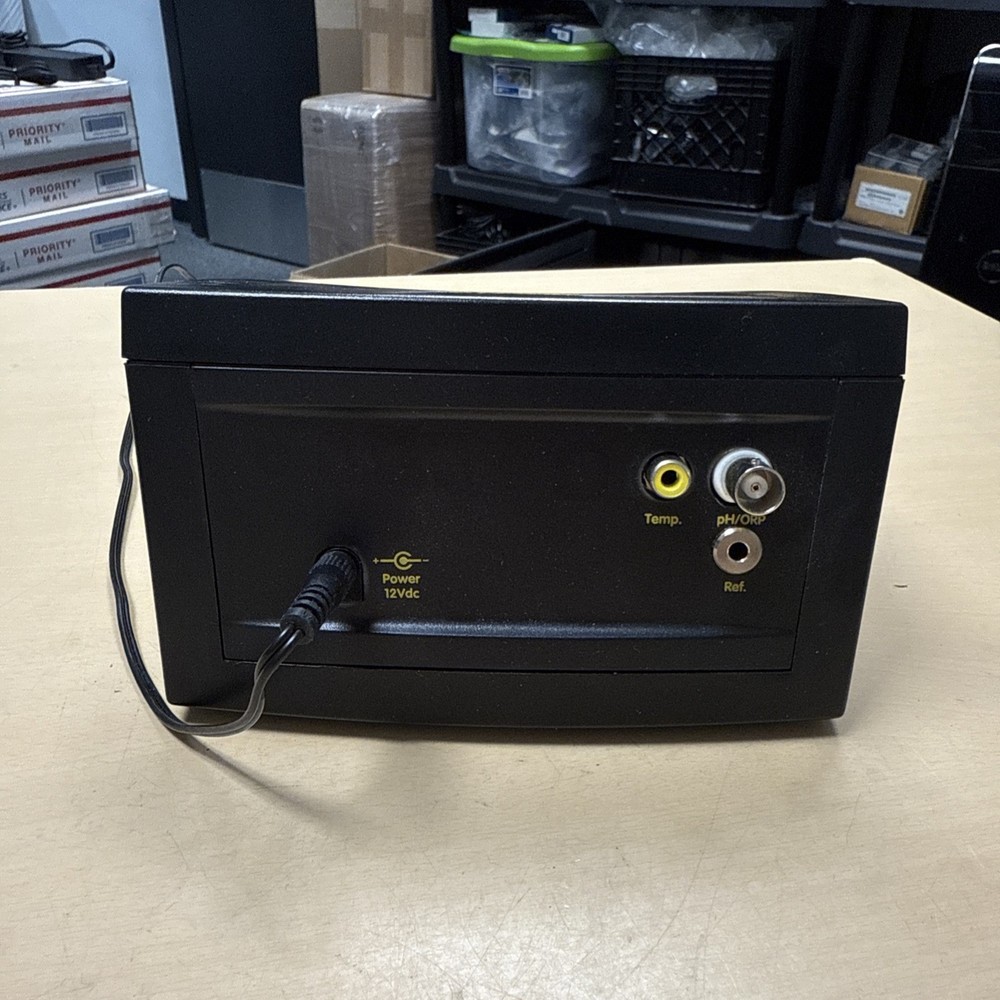 Martini Instruments pH/ORP Temperature Bench Meter Mi 151