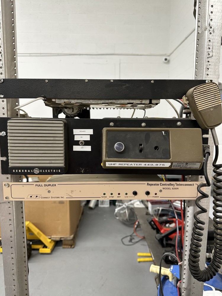 Ge MVP Uhf Repeater 65 Watt With Controller