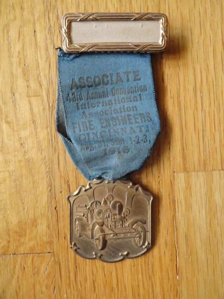 Vintage Fireman's 1915 Cincinnati Convention Metal