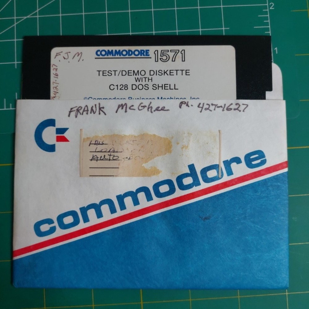 Commodore 128 - 1571 - TEST/DEMO Disk Disc With C128 DOS SHELL